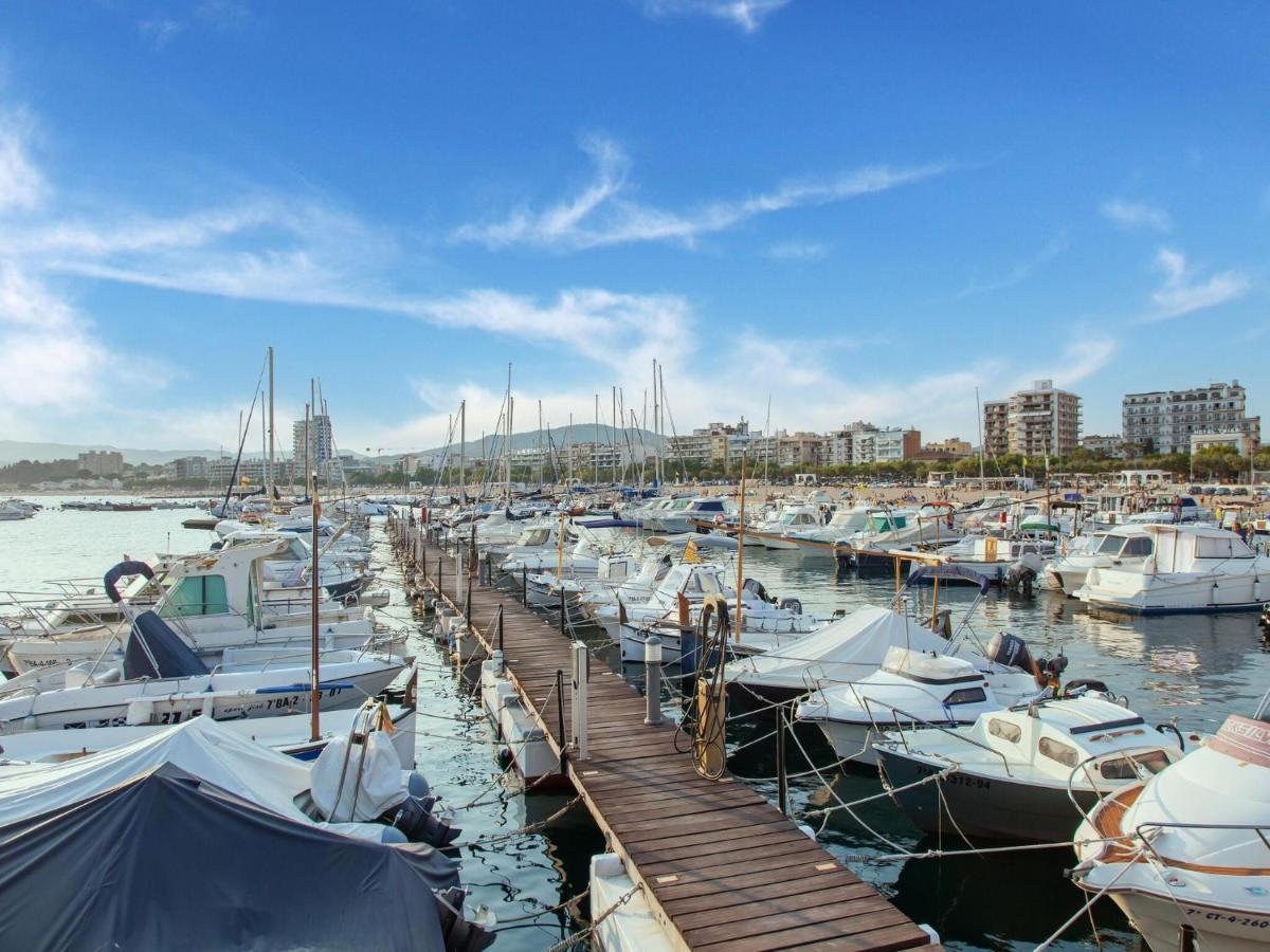 Belvilla By Oyo Modern Apartment In Palamós Buitenkant foto